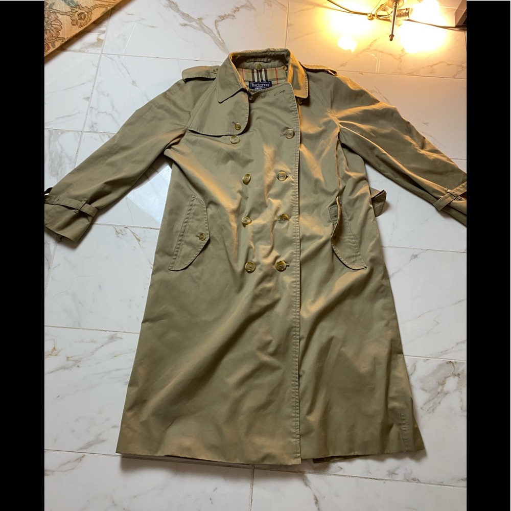 Burberry’s vintage coat trench